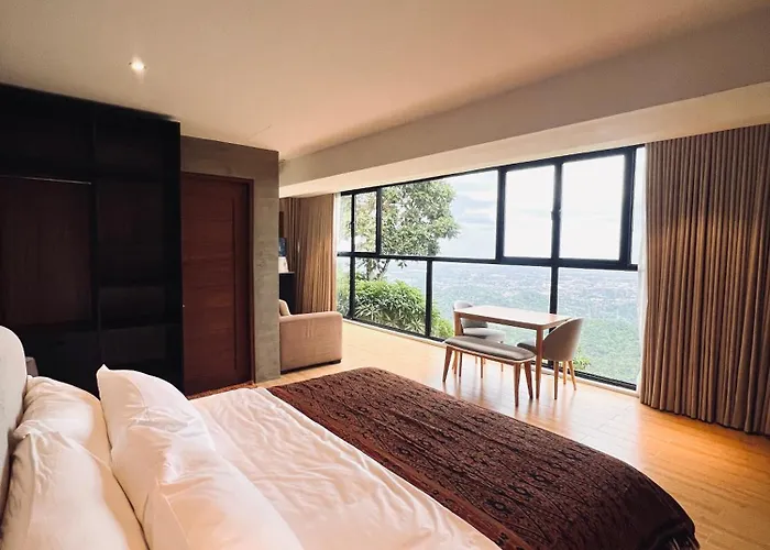Hotel Busay Getaway 5*