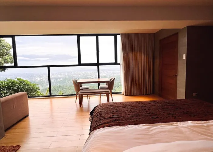 Busay Getaway Hotel 5*
