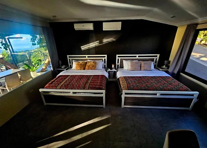 Hotel Busay Getaway 5*